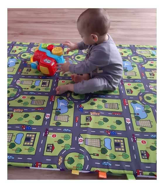 Materac/mata na podłogę do zabawy dla dziecka droga-miasteczko/ kolorowe kółka na szarym tle (dostępna w 4 rozmiarach)