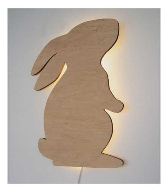 Drewniana lampka króliczek
