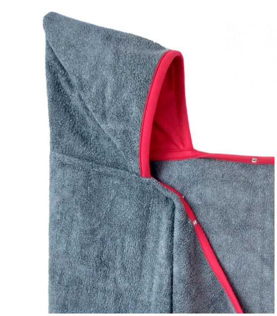 Bambusowy ręcznik-narzutka z kapturem - GREY&RED