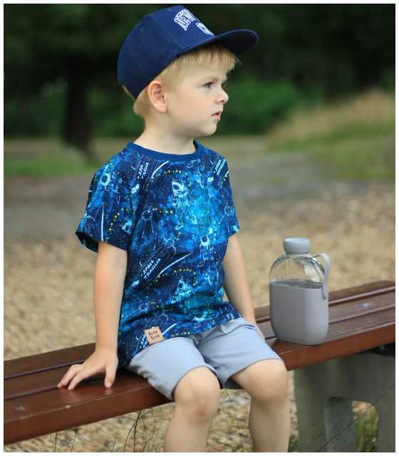 Koszulka dziecięca- wzór kosmos.