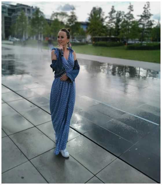 sukienka maxi z wiązanymi ramiączkami - BLUE SKY