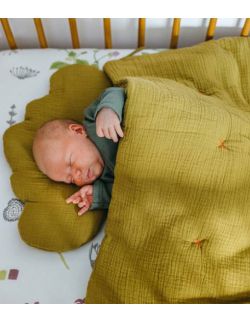 Hi Little One - Kołderka z podusią i Rożek z oddychającej bawełny organicznej QUILT BABY HORN BLUSH
