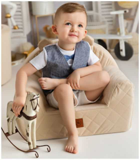 Fotelik dla dziecka kremowy pikowany velvet