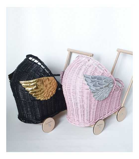 Wiklinowy czarny wózek dla lalek ze skrzydłami, pchacz+ pościel 