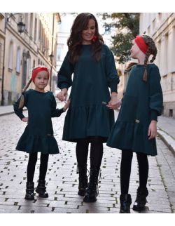 komplet luźnych sukienek z falbaną dla mamy i córki KOLOR BUTELKOWEJ ZIELENI