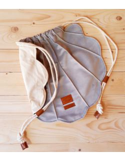 worek plecak muszla: jasny szary welur z surową tkaniną bawełnianą