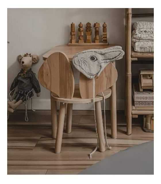 Krzesełko mysz + stolik wood