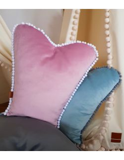 poduszka dekoracyjna w kształcie serca różowa
