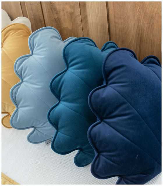 Poduszka muszelka Velvet Blue - Niebieska