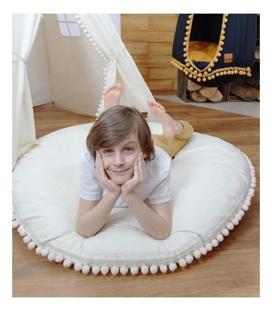 duża poducha dla dzieci do siedzenia na podłodze