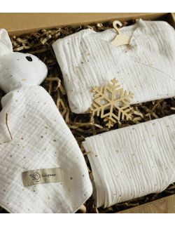 Świąteczny zestaw prezentowy dla niemowlaka muślinowy / zestaw na baby shower