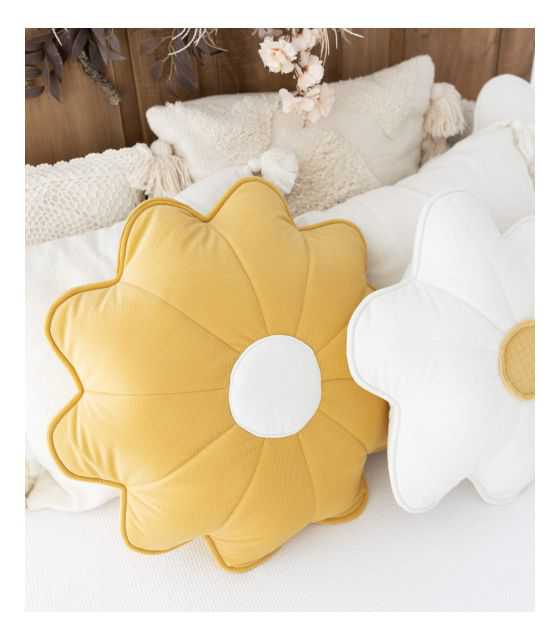 żółta poduszka daisy