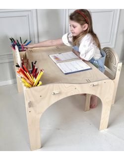 Drewniane biurko dla dzieci Tęcza