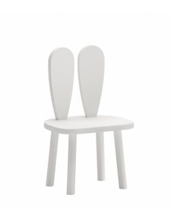 Drewniane krzesełko z uszami królika w kolorze białym