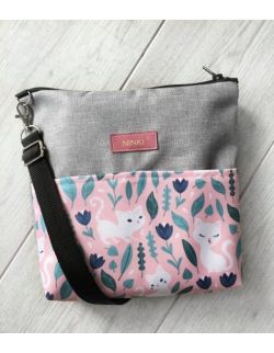 wodoodporna torebka dla dziewczynki Ninki® (białe kotki na różowym tle)