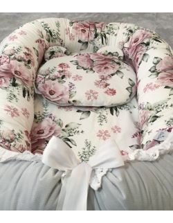 Kokon ze zdejmowanym pokrowcem + poduszka z uszkami Flowers & velvet